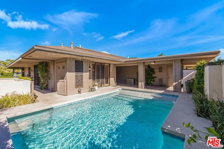 Pool off the 2nd guest bedroom