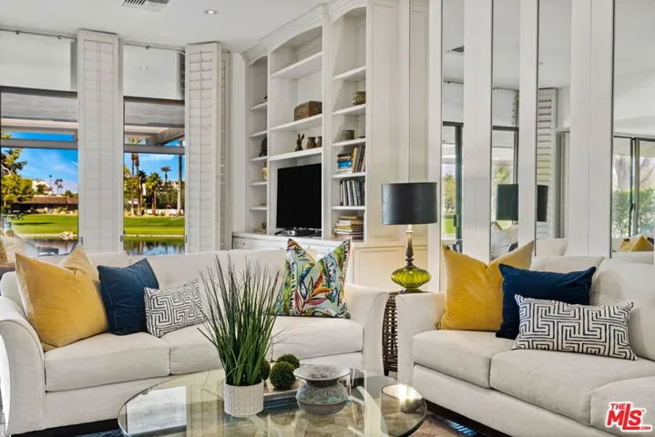 8 Columbia Drive, Rancho Mirage, California 92270
