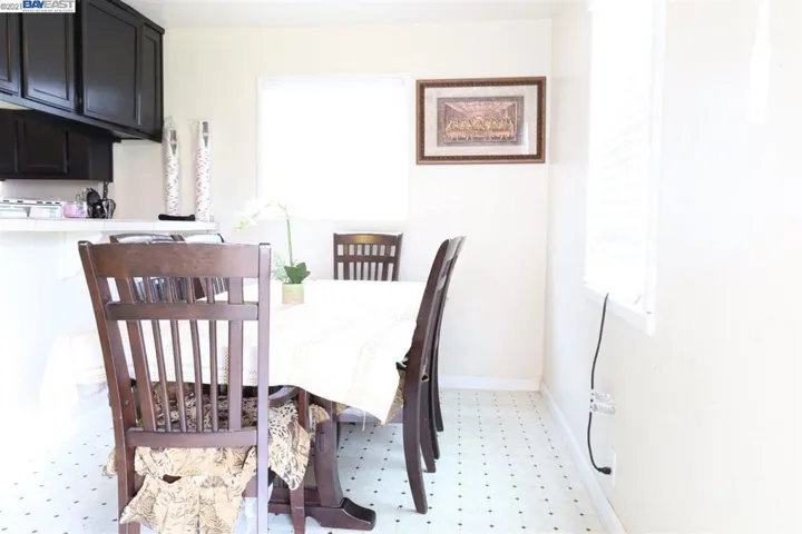 3717 Presidio, Sacramento, California 95838