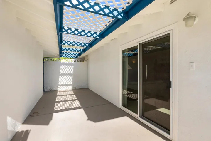 Breezeway to Garage