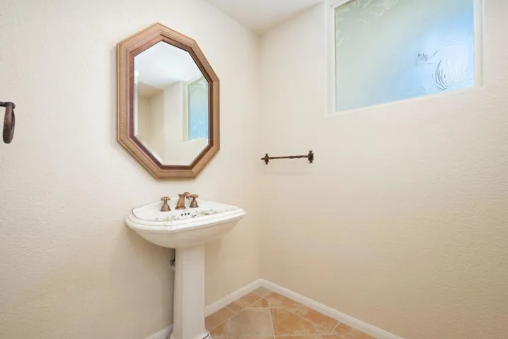 60-web-or-mls-JCTulane_2022_003