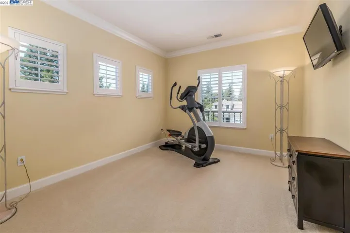 839 Summit Creek Lane, Pleasanton, California 94566-3811