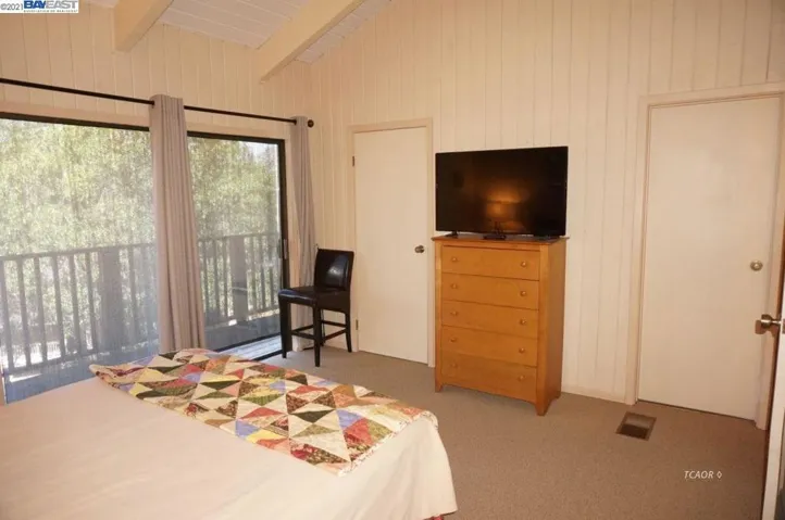 137 Reservoir Rd, Weaverville, California 96093