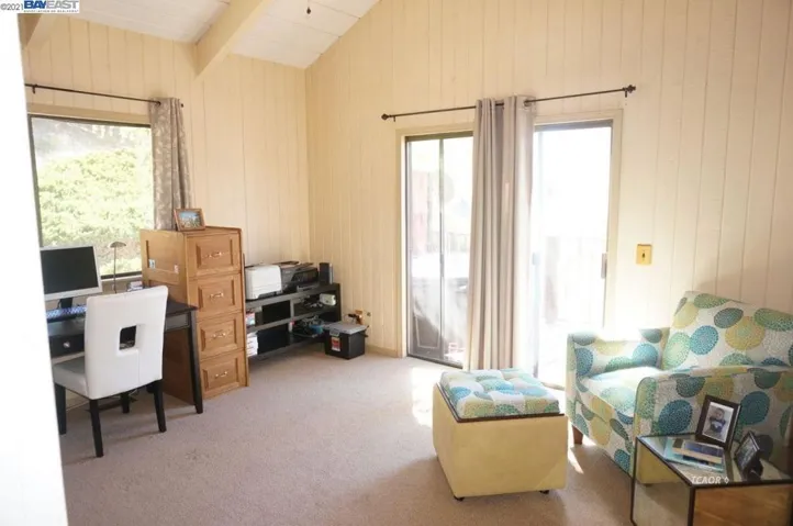 137 Reservoir Rd, Weaverville, California 96093