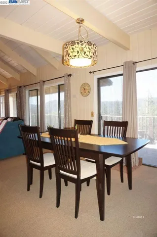 137 Reservoir Rd, Weaverville, California 96093