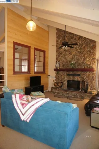 137 Reservoir Rd, Weaverville, California 96093