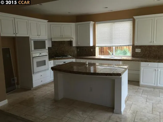 2460 Yosemite Way, Discovery Bay, California 94505