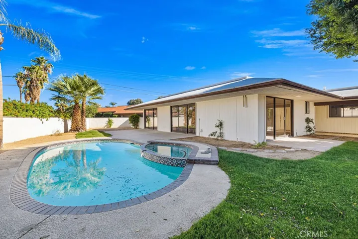 42700 Saint George Drive, Bermuda Dunes, California 92203