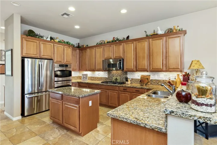 81740 Camino Montevideo, Indio, California 92203