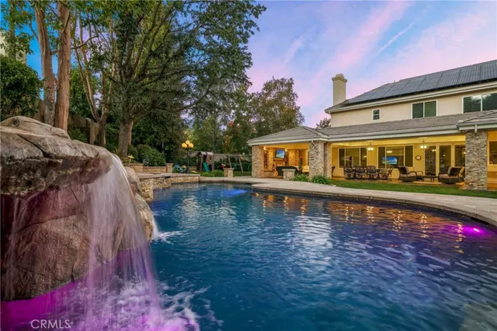 Salt-water Pebble Tec swimming pool & spa.