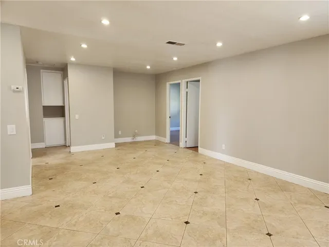 14381 Majorca Avenue, Irvine, California 92606