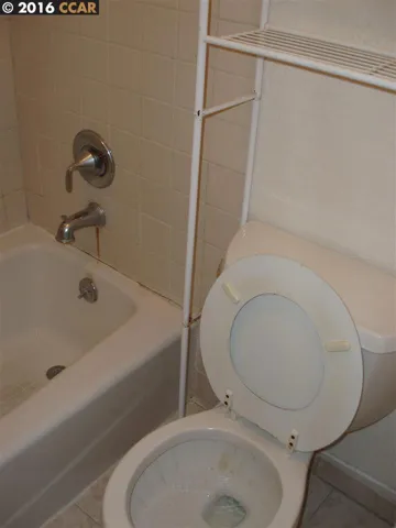 2111 California St A/b, Concord, California 94520