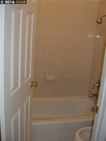 2111 California St A/b, Concord, California 94520