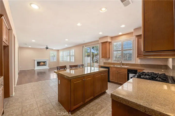 1237 Huckleberry Lane, San Jacinto, California 92582