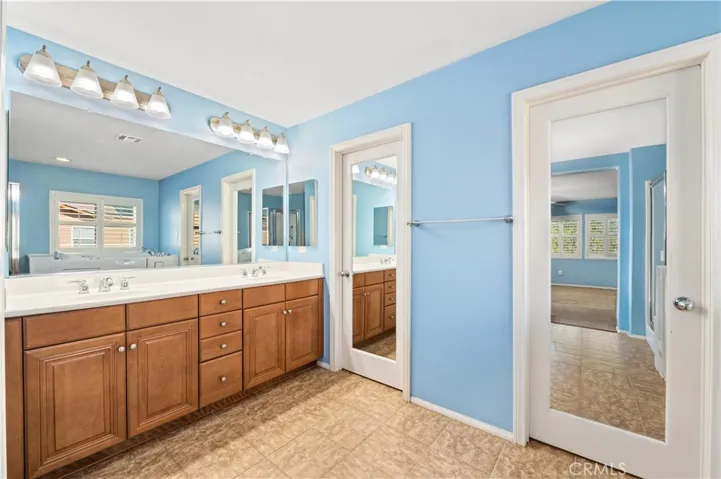 1237 Huckleberry Lane, San Jacinto, California 92582