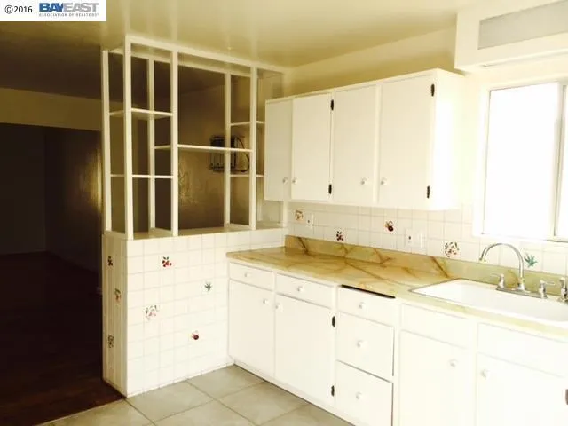 16527 Russell Ct, San Leandro, California 94578