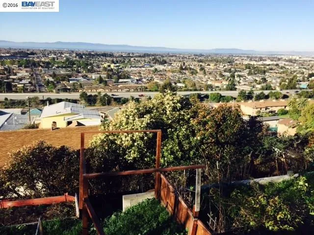 16527 Russell Ct, San Leandro, California 94578