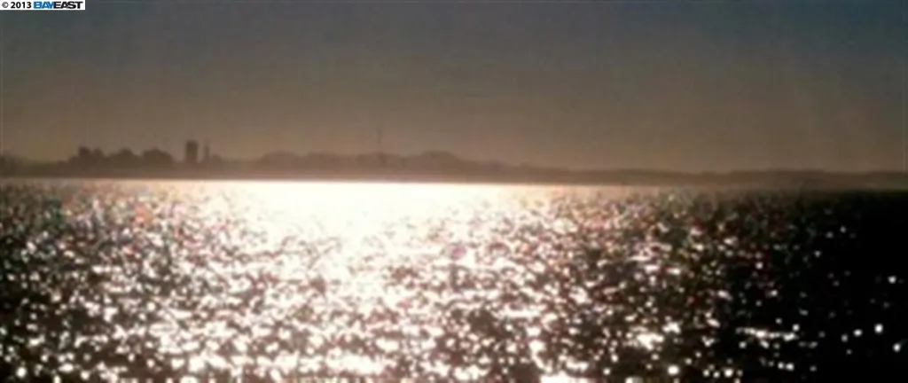 933 Shoreline Dr 205, Alameda, California 94501-5954