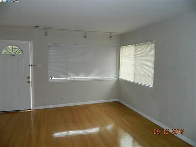 2061 Howe Dr, San Leandro, California 94578-1320