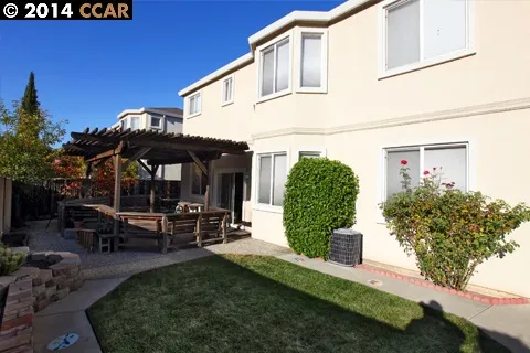 799 Edward Werth Dr, Rodeo, California 94572-1458