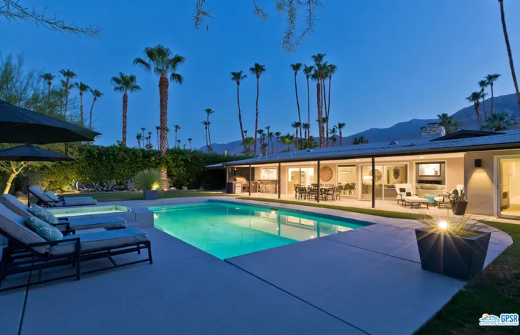 2696 S Camino Real, Palm Springs, California 92264