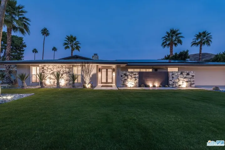 2696 S Camino Real, Palm Springs, California 92264
