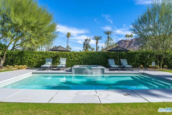 2696 S Camino Real, Palm Springs, California 92264