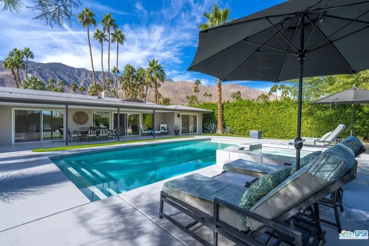 2696 S Camino Real, Palm Springs, California 92264