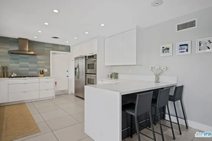 2696 S Camino Real, Palm Springs, California 92264