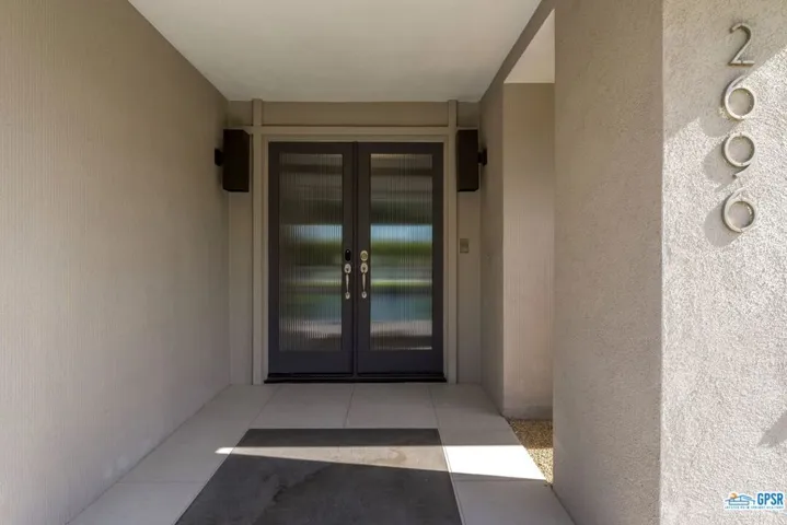 Let's go inside!