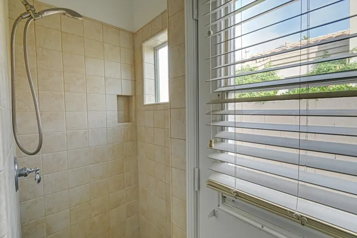 d - 4th bedroom bath or guest bath