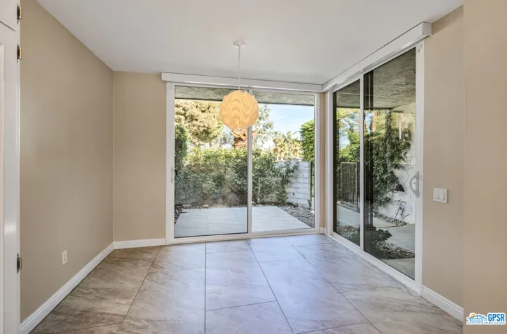 2247 Casitas Way, Palm Springs, California 92264