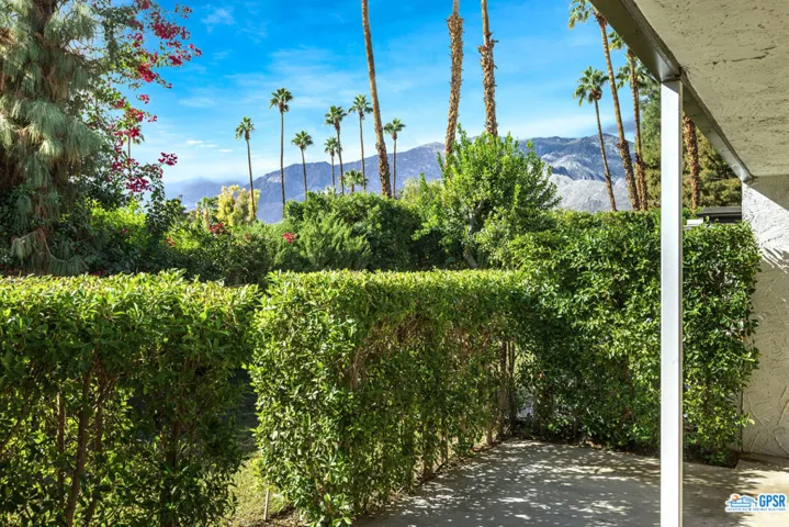 2247 Casitas Way, Palm Springs, California 92264