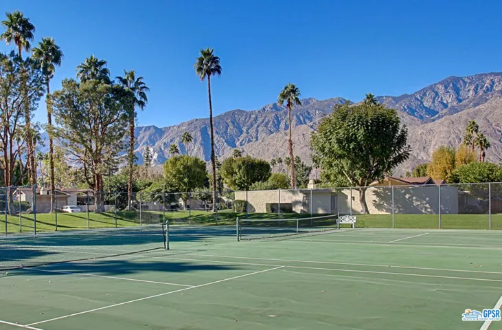2247 Casitas Way, Palm Springs, California 92264
