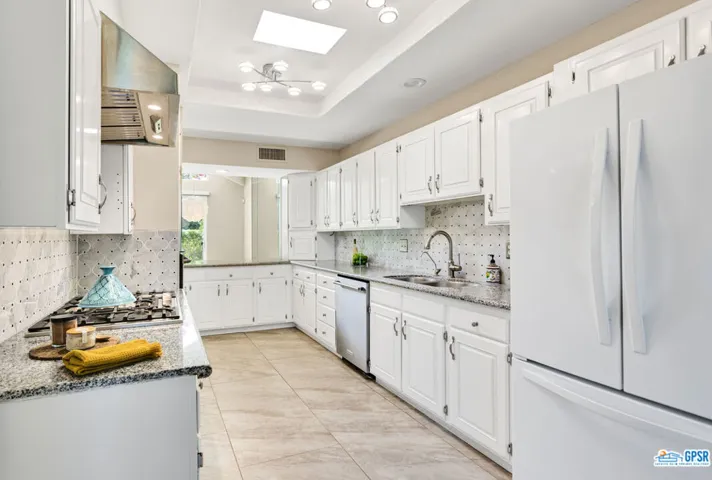 2247 Casitas Way, Palm Springs, California 92264