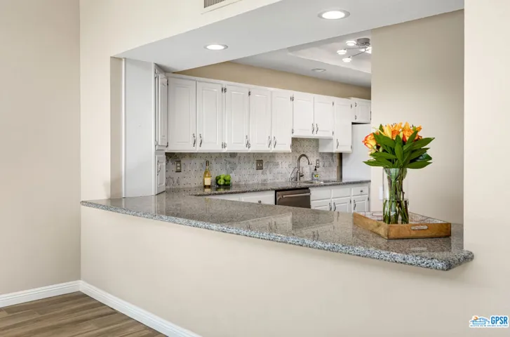 2247 Casitas Way, Palm Springs, California 92264