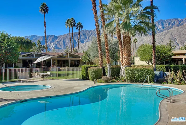 2247 Casitas Way, Palm Springs, California 92264
