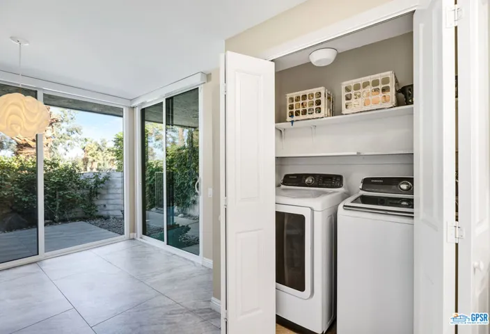 2247 Casitas Way, Palm Springs, California 92264