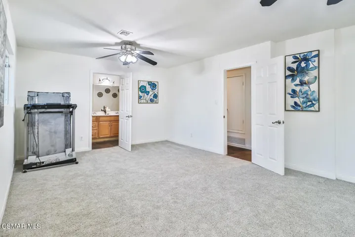 gPrimary Bedroom Suite3