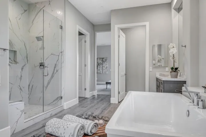 Lot 27 master bath