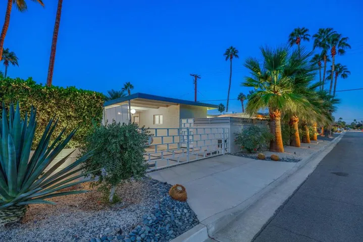 81-web-or-mls-068A7896