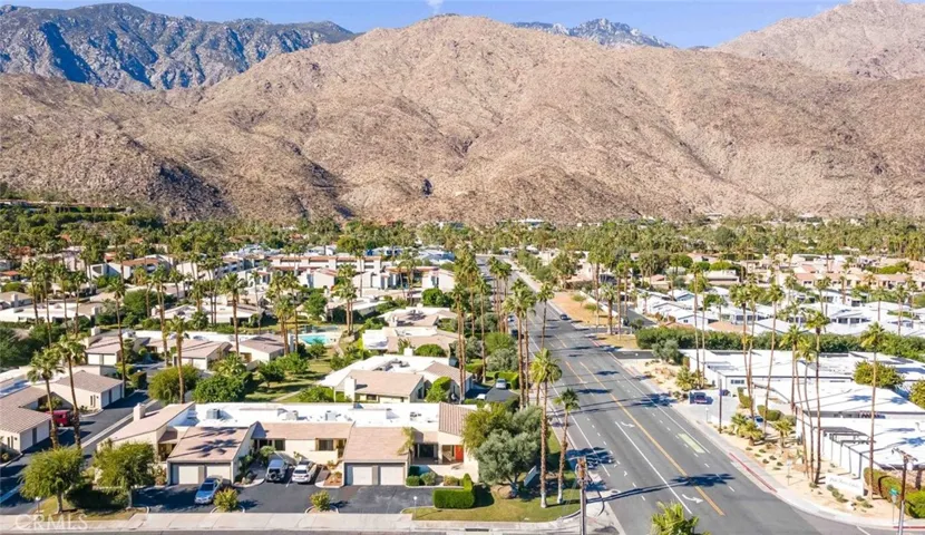 2105 S Calle Palo Fierro, Palm Springs, California 92264