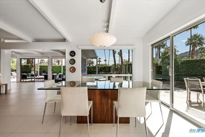 877 Via Las Palmas, Palm Springs, California 92262