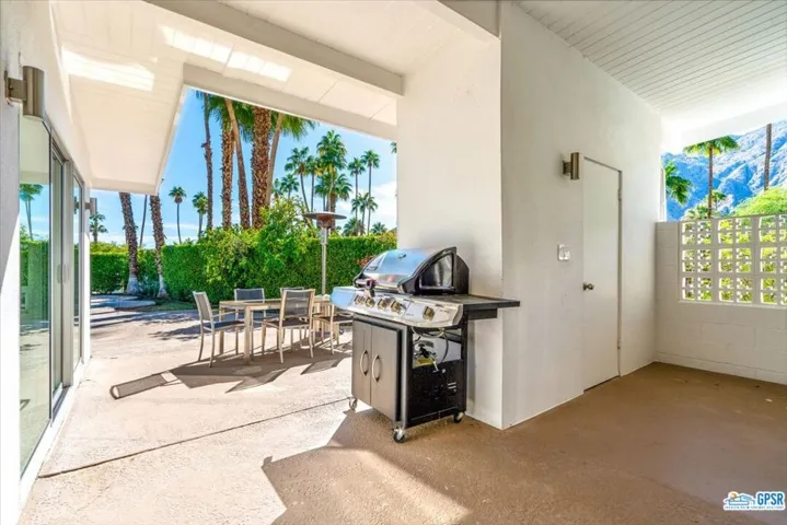 877 Via Las Palmas, Palm Springs, California 92262