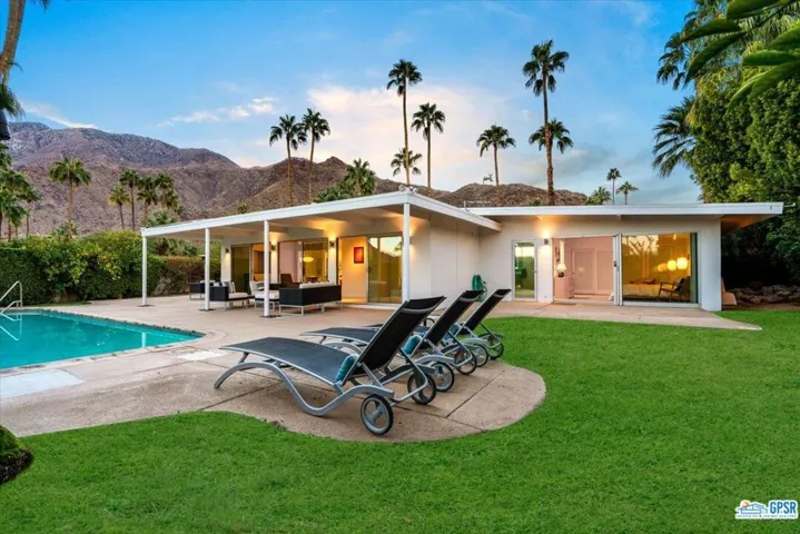 877 Via Las Palmas, Palm Springs, California 92262