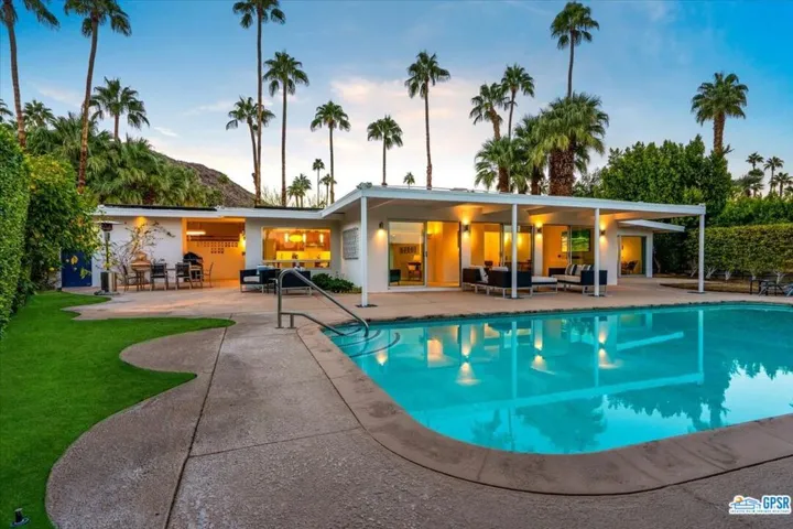 877 Via Las Palmas, Palm Springs, California 92262