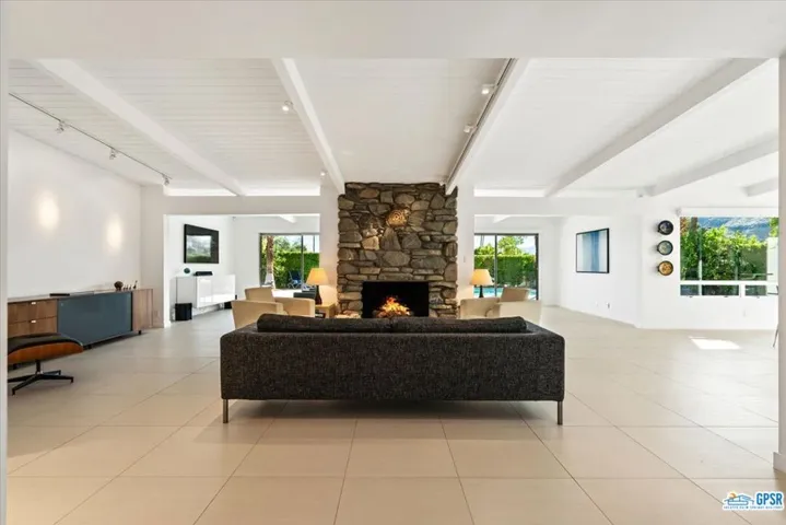 877 Via Las Palmas, Palm Springs, California 92262