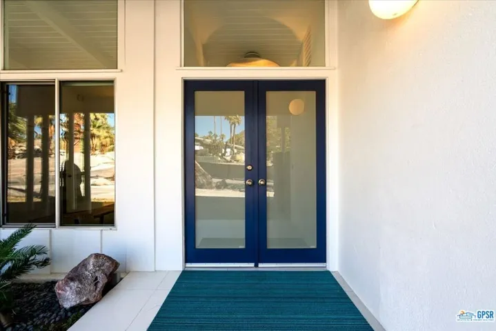 877 Via Las Palmas, Palm Springs, California 92262