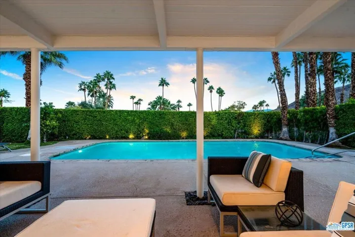 877 Via Las Palmas, Palm Springs, California 92262