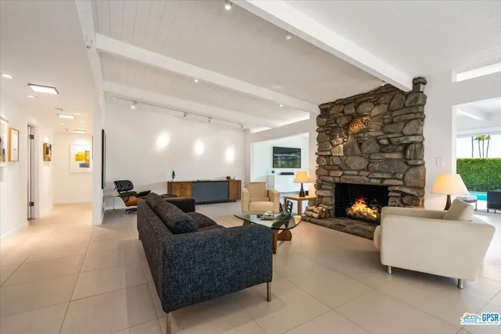 877 Via Las Palmas, Palm Springs, California 92262
